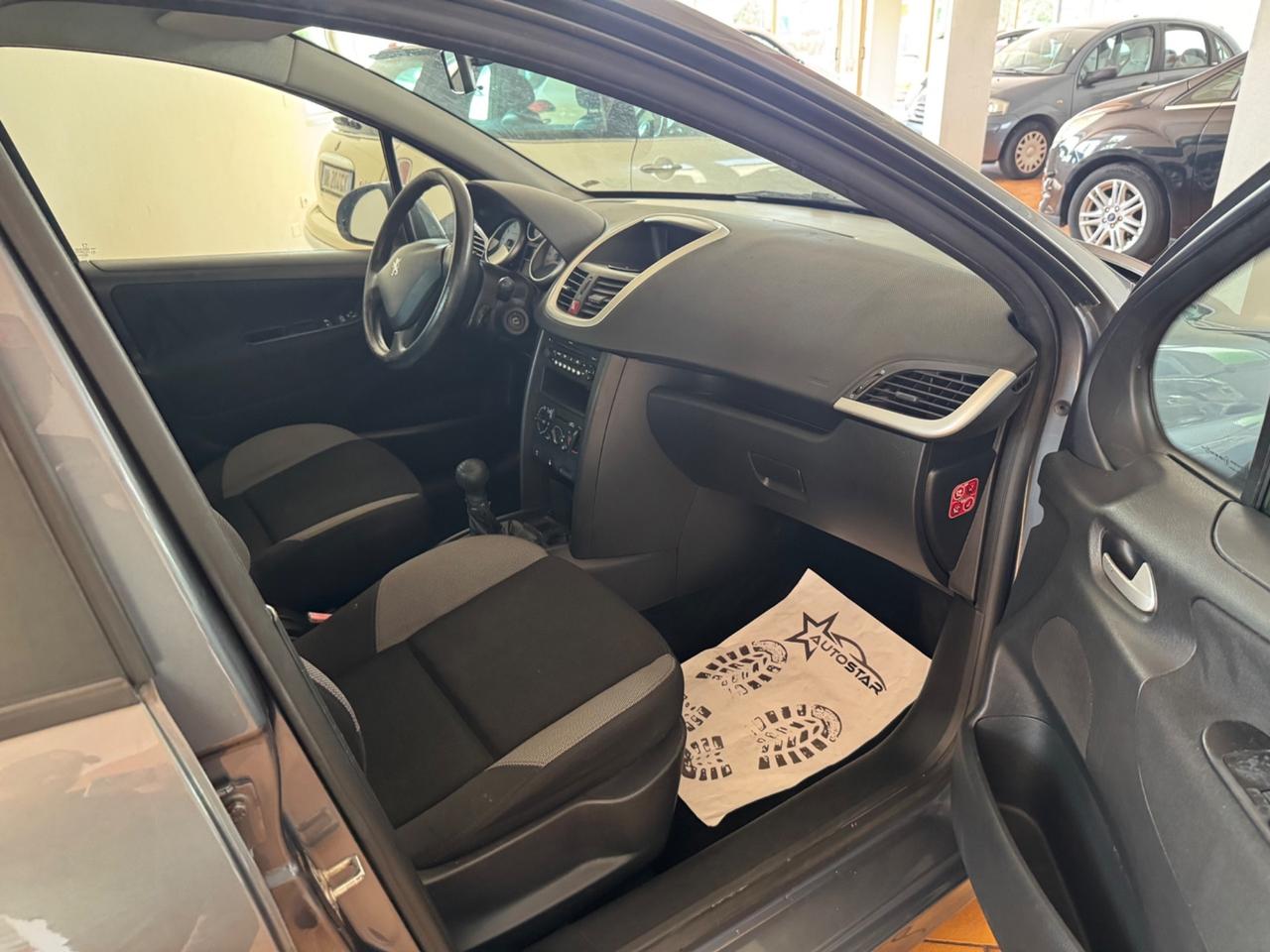 Peugeot 207 1.4 BENZINA / GPL OK NEOPATENTATI