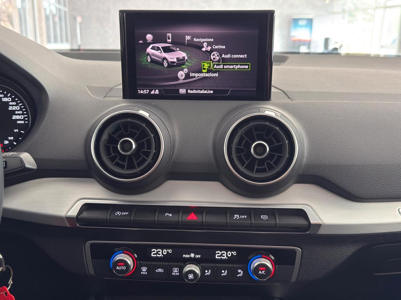 Audi Q2 40 TFSI quattro S tronic Admired