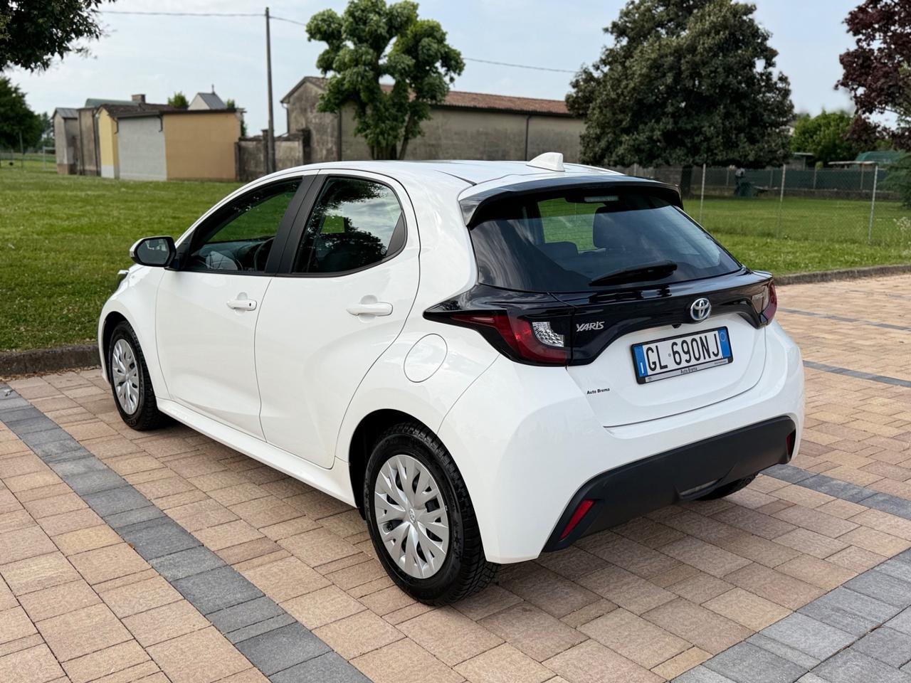 Toyota Yaris 1.5 Hybrid 5 porte Active