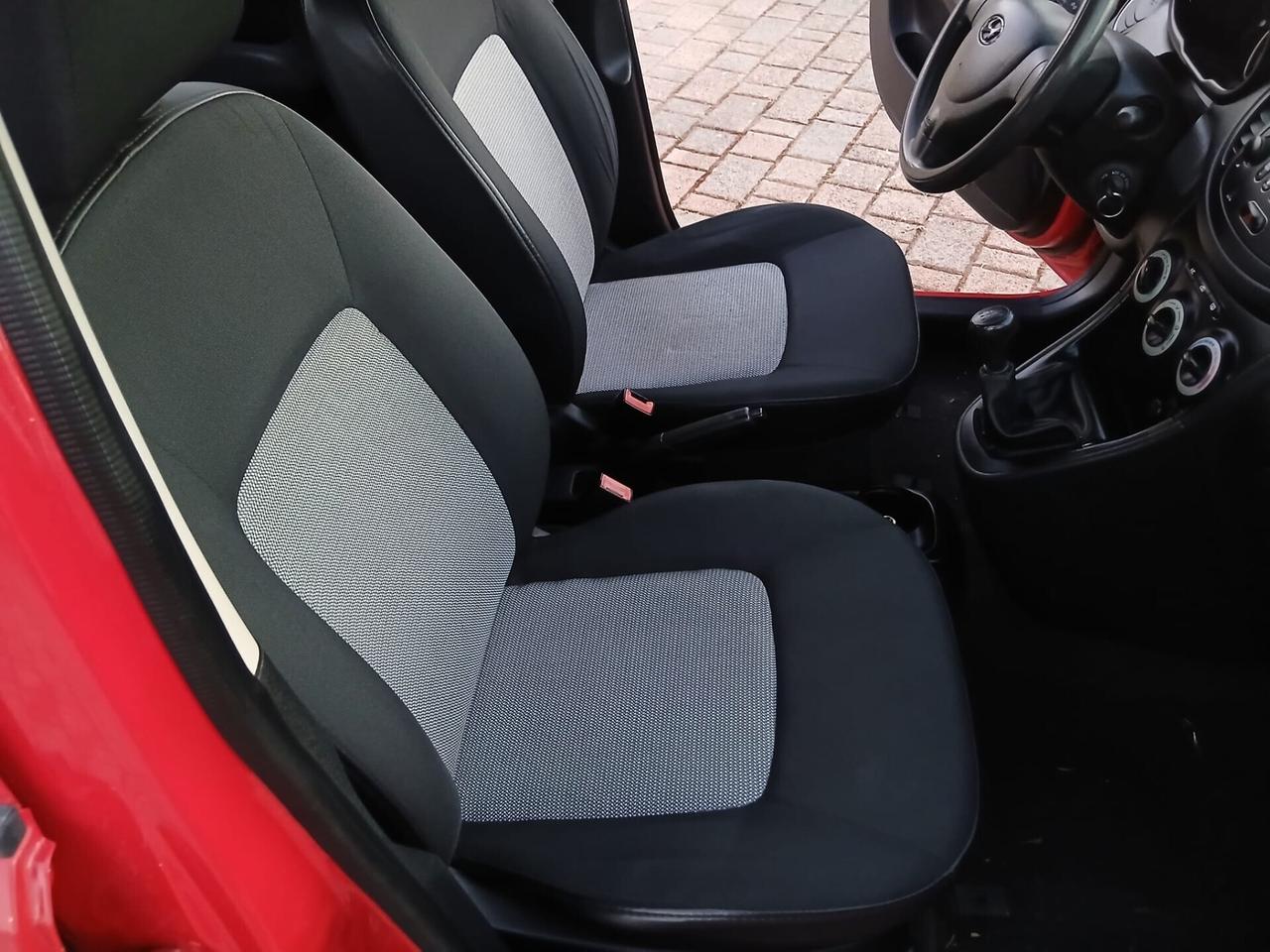 Hyundai i10 1.1 12V BlueDrive GPL