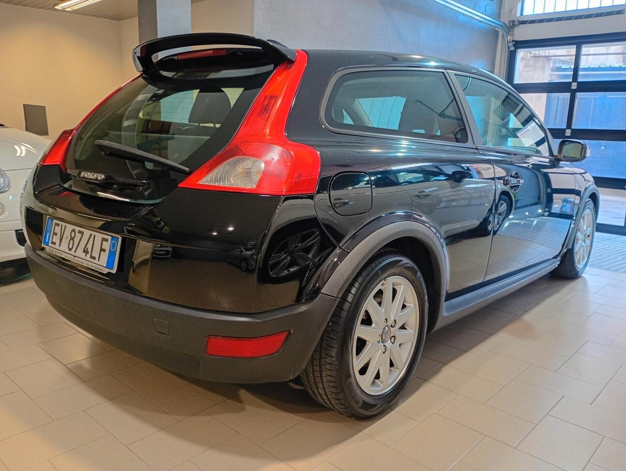 Volvo C30 2.0 D Summum