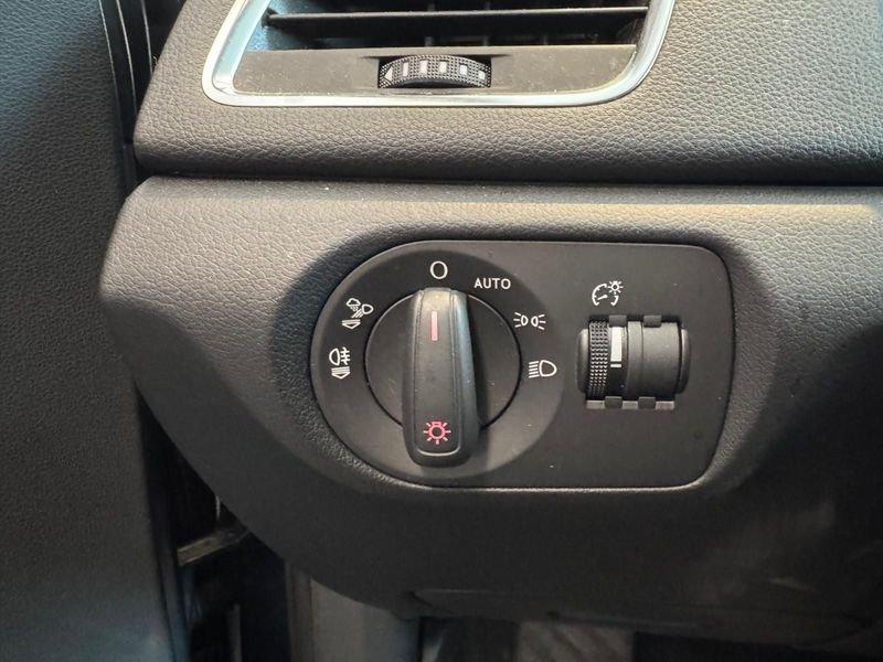 Audi Q3 Q3 1.4 TFSI 150 CV S tronic Business
