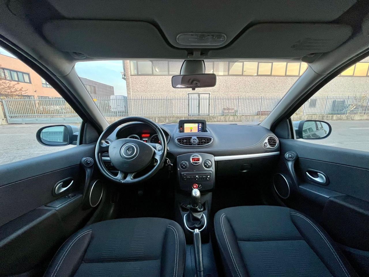 Renault Clio sw 1.2benz 2011 164.000km perfetta