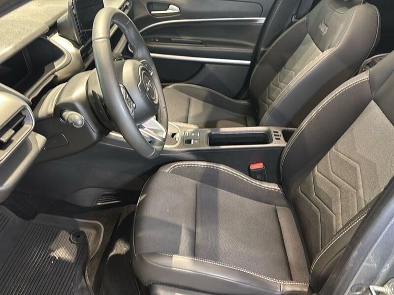 Jeep Avenger e-Hybrid 1.2 MHEV e-Hybrid Turbo Summit