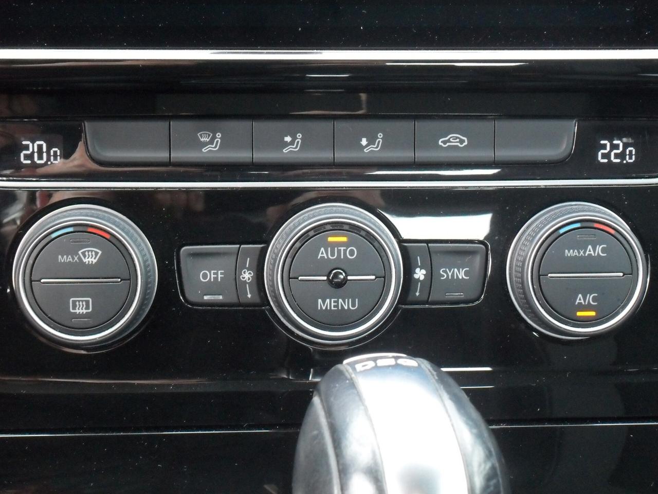 Volkswagen Golf 2.0 TDI DSG 5p. Executive BlueMotion Technology