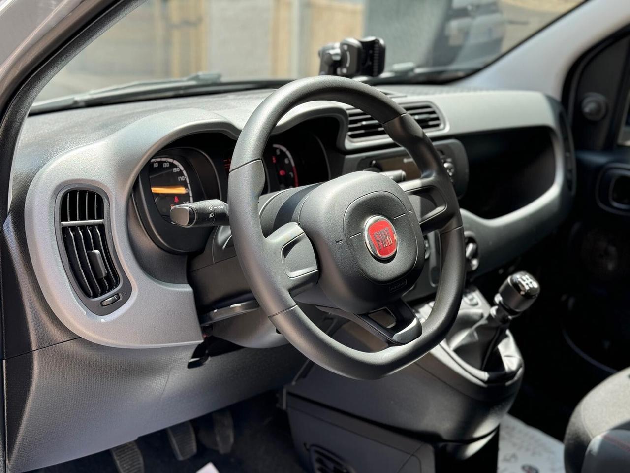 FIAT PANDA 1.2 CITY CROSS 69HP EU6- 2019