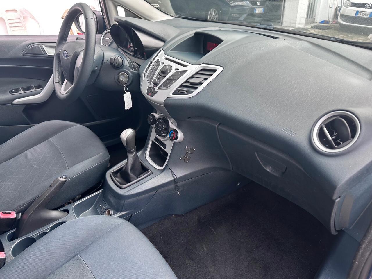 Ford Fiesta Ikon 1.2 60CV 5 porte