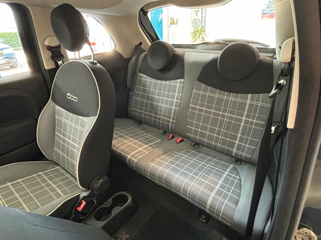 Fiat 500 1.2 Lounge CAMBIO AUTOMATICO NEOPATENTATI