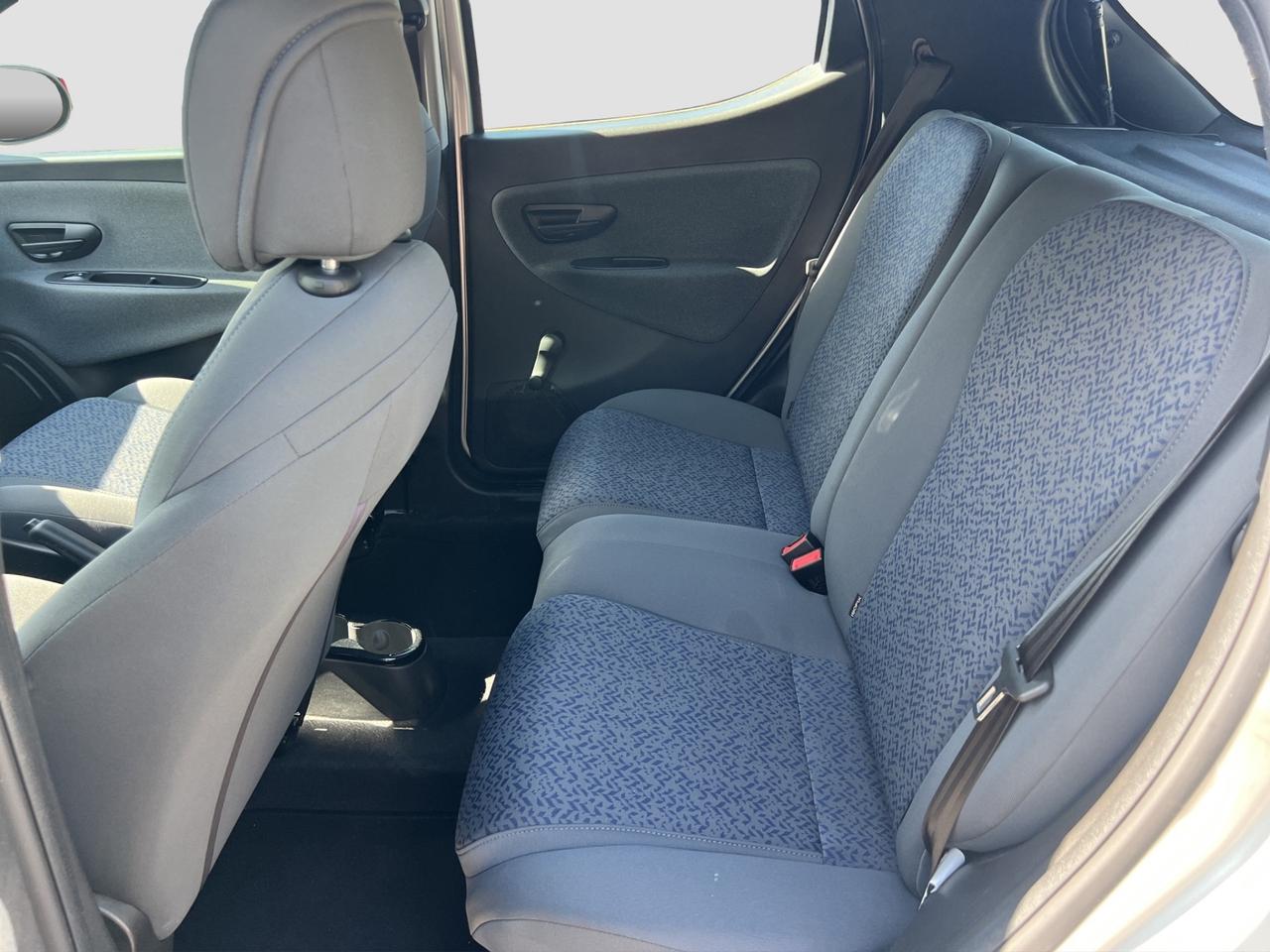 Lancia Ypsilon 1.0 FireFly 5 porte S&S Hybrid Ecochic Gold