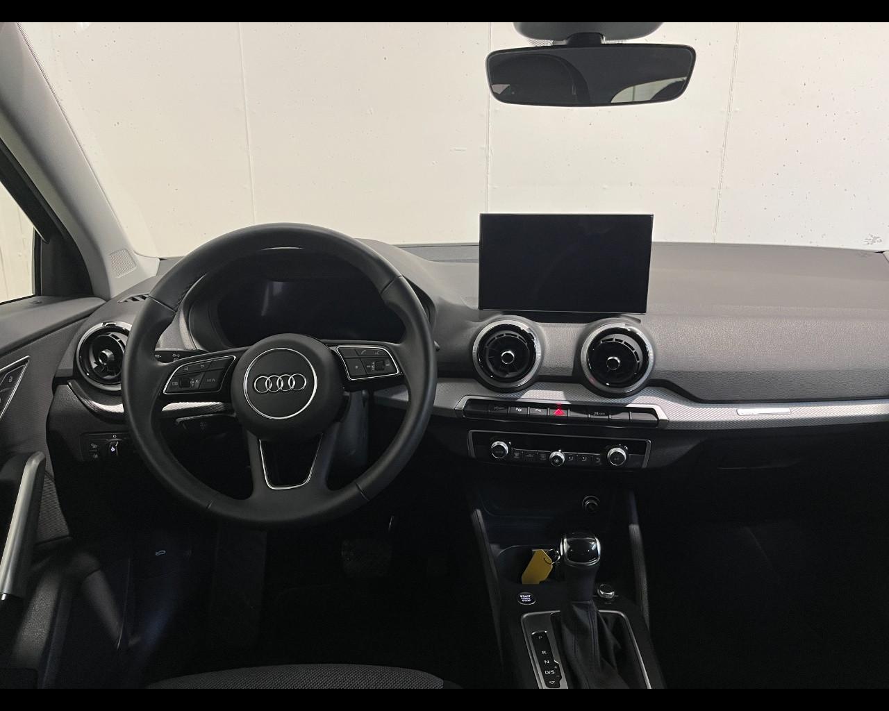AUDI Q2 35 TFSI S-TRONIC S-LINE EDITION