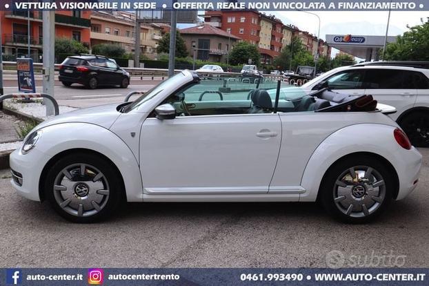 Volkswagen Maggiolino Cabrio 2.0 TDI DSG Karm...