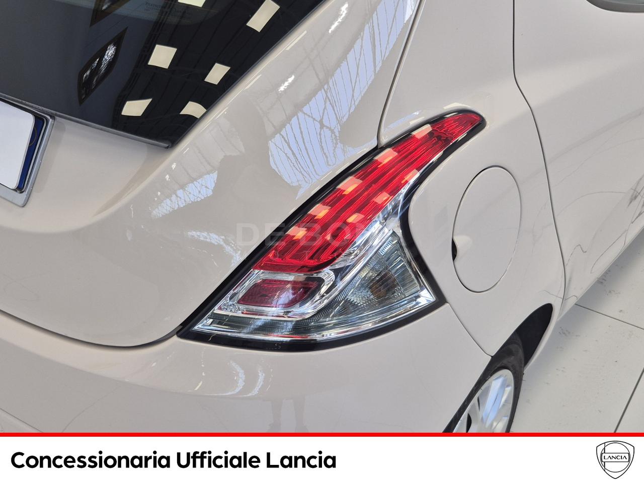 Lancia Ypsilon 1.2 silver ecochic gpl 69cv