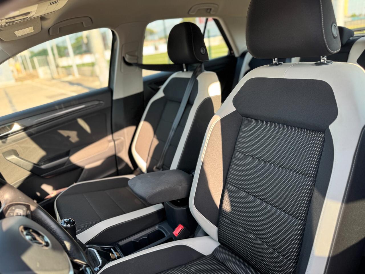 Volkswagen T-Roc 2.0 TDI 116 cv