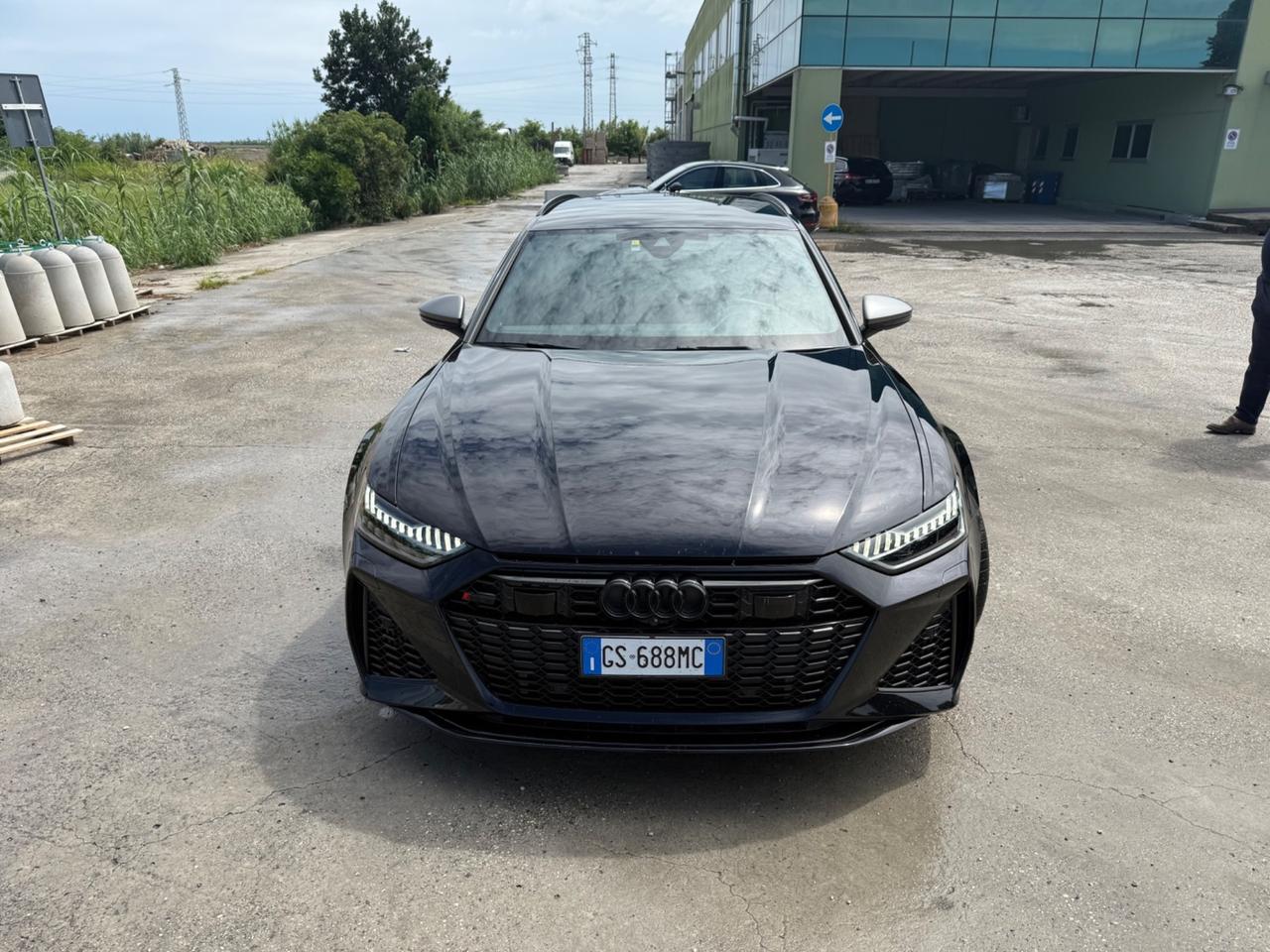 Audi RS6 RS 6 Avant 4.0 TFSI V8 quattro tiptronic Performance