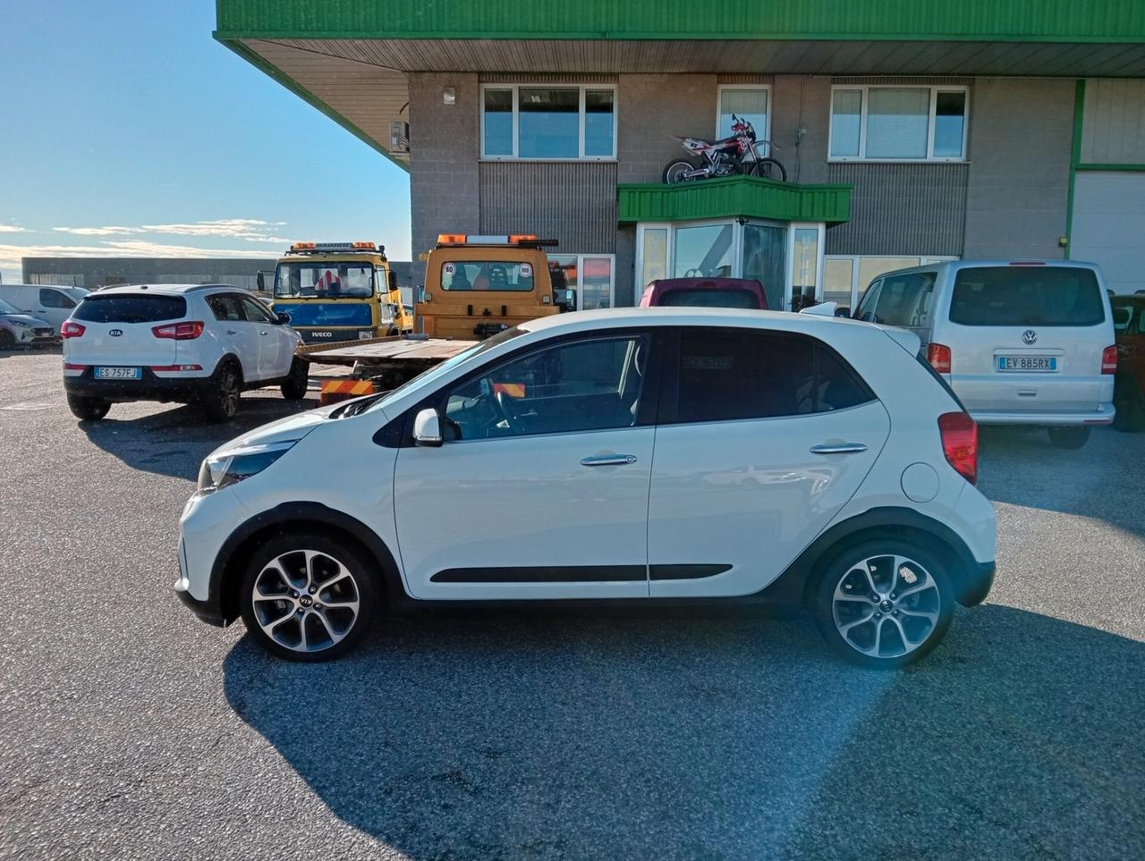 Kia Picanto 1.0 TGDi 12V 5 porte X Line OK NEOPATENTATO