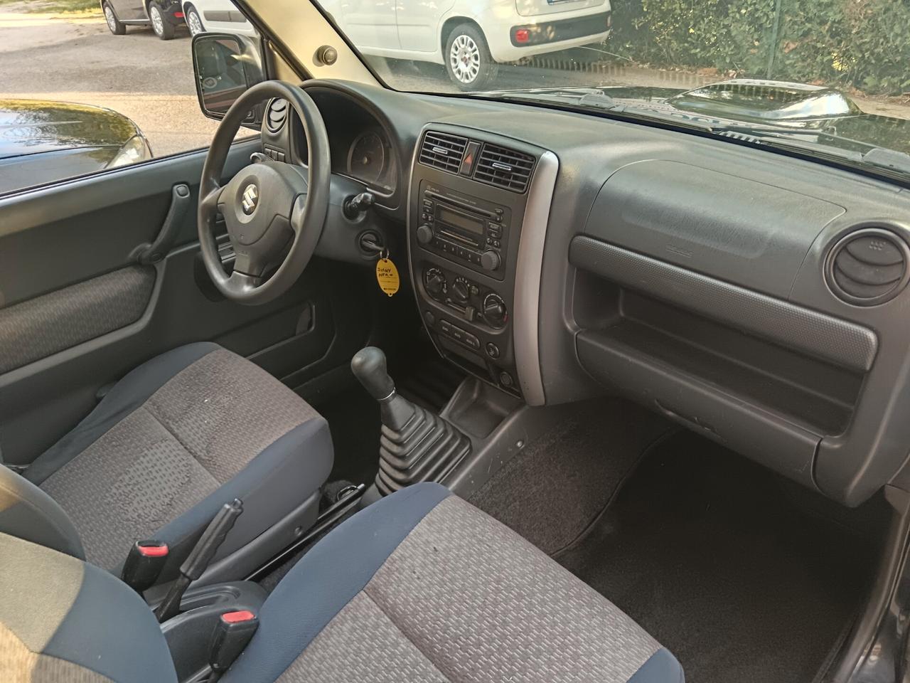 Suzuki Jimny 1.5 DDiS 86CV 4WD + GANCIO TRAINO