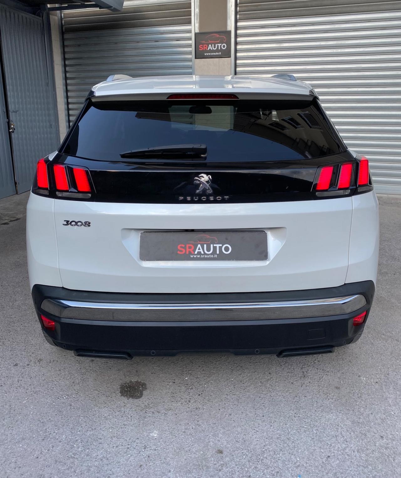 Peugeot 3008 BlueHDi 130 S&S EAT8 Allure