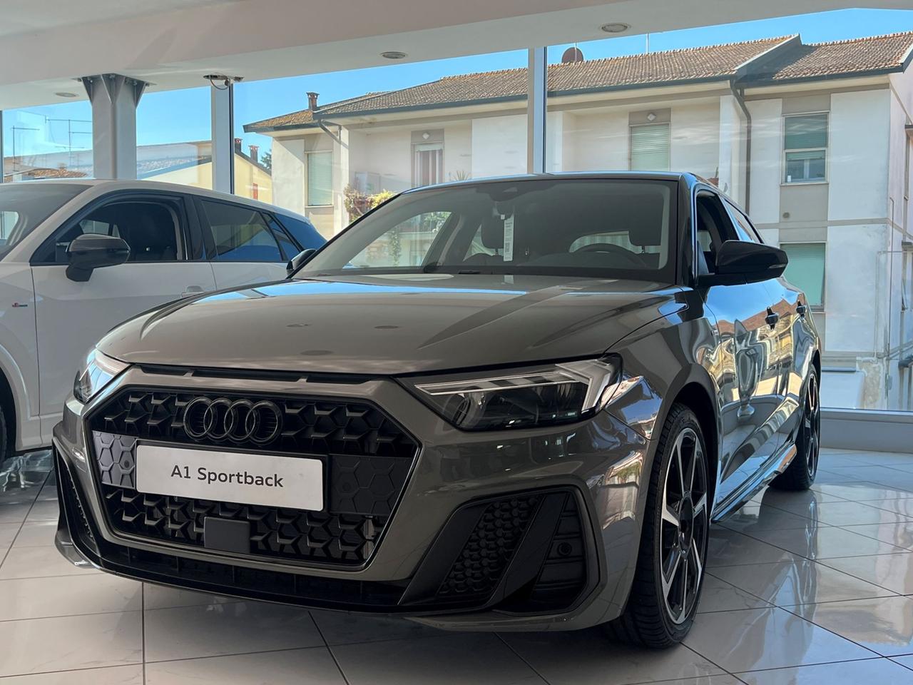 AUDI A1 II 2019 Sportback A1 Sportback 30 1.0 tfsi Identity Black 116cv