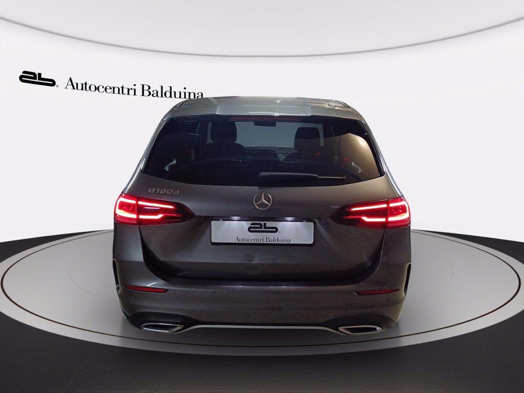 MERCEDES B 180 d premium auto del 2020