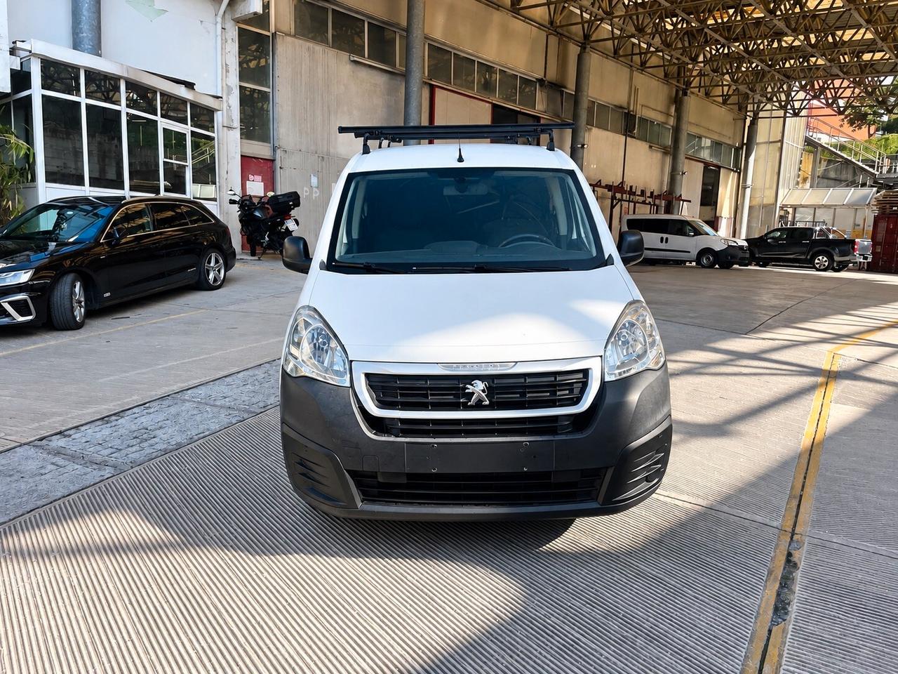 Peugeot Partner BlueHDi 100 3 posti Furgone Premium