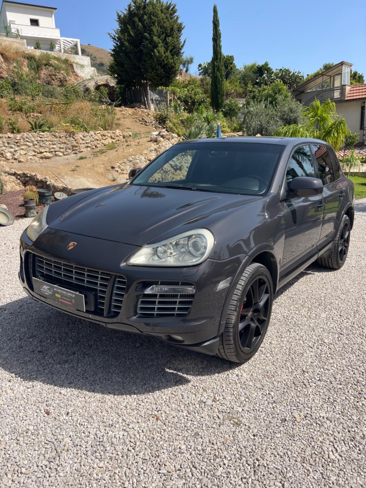 Porsche Cayenne 4.8 Turbo S