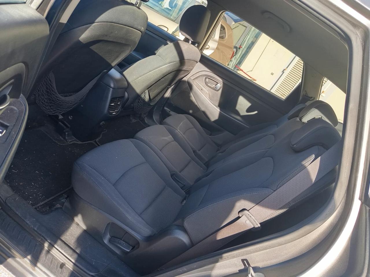 Kia Carens 1.7 CRDi 115 CV Cool