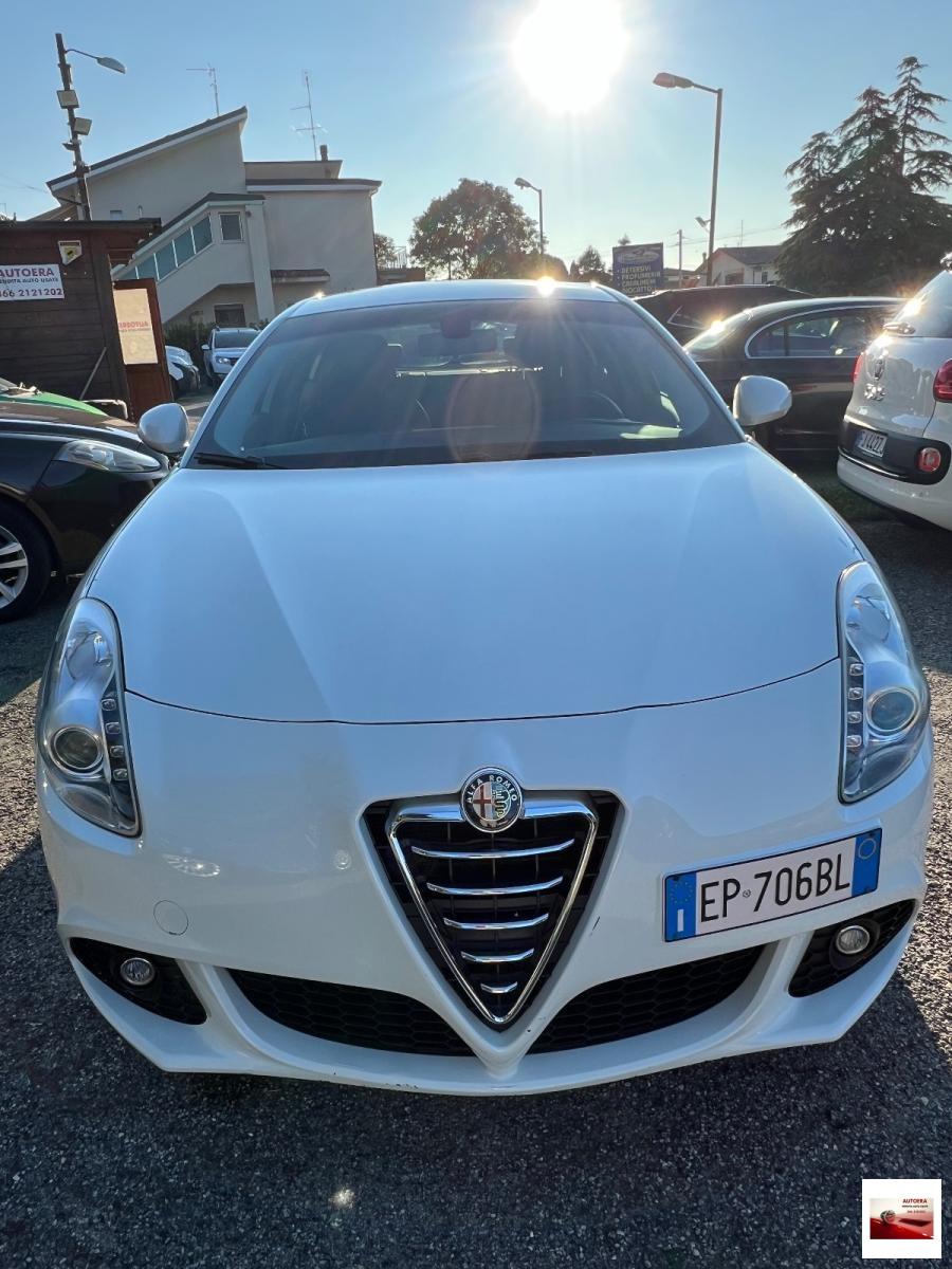 ALFA ROMEO - Giulietta - 1.6 JTDm-2 105 CV Exclusive
