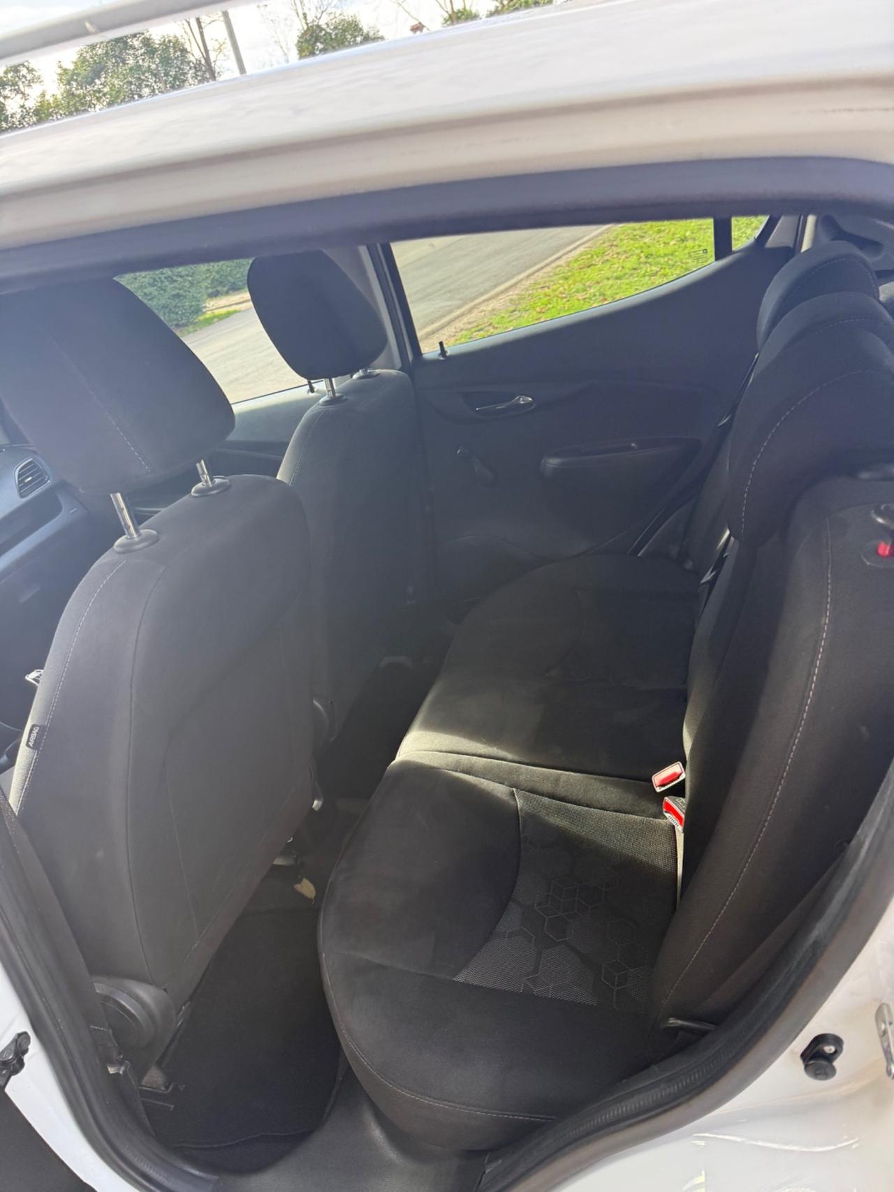 Opel Karl Rocks 1.0 73 CV GPL euro 6 neopatentati