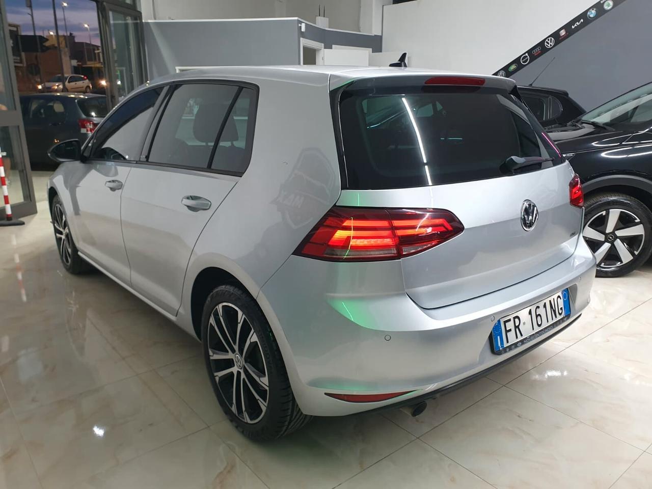 Volkswagen Golf 1.6 TDI 110cv Allstar 2016
