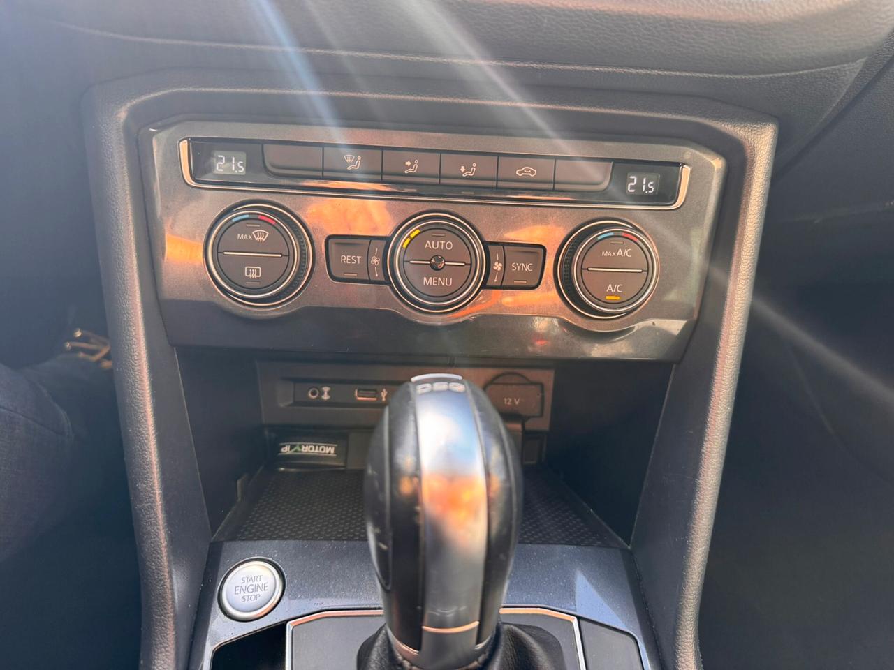 Volkswagen Tiguan 2.0 TDI SCR DSG 4MOTION R-Line TUA DA 305€