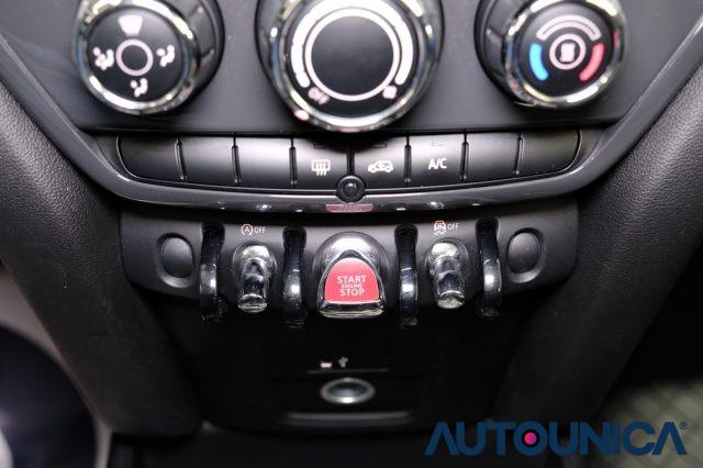 MINI Countryman 1.5 COOPER ESSENTIAL AUTOMATICA