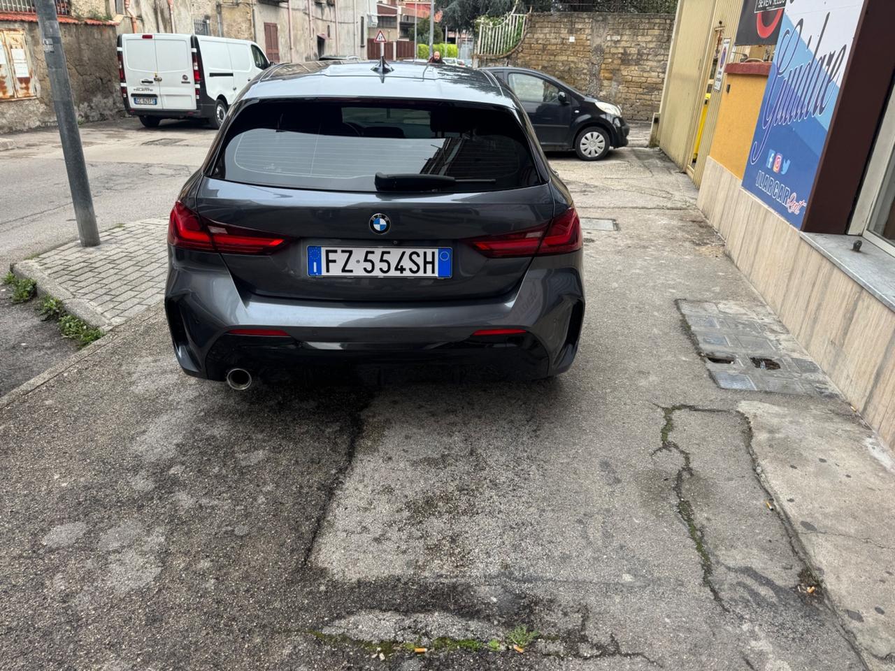 Bmw 116 116d 5p. Msport