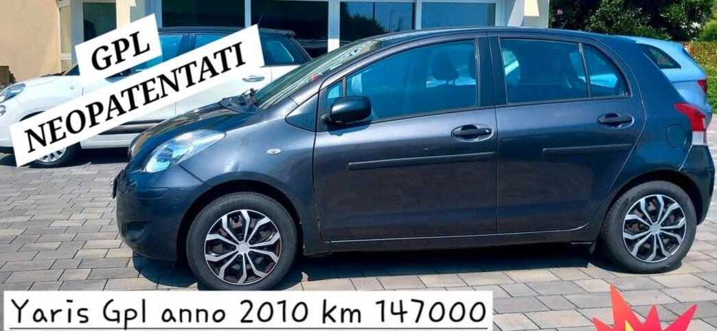 Toyota Yaris 1.0 5 porte Now GPL adatta per neo patentati