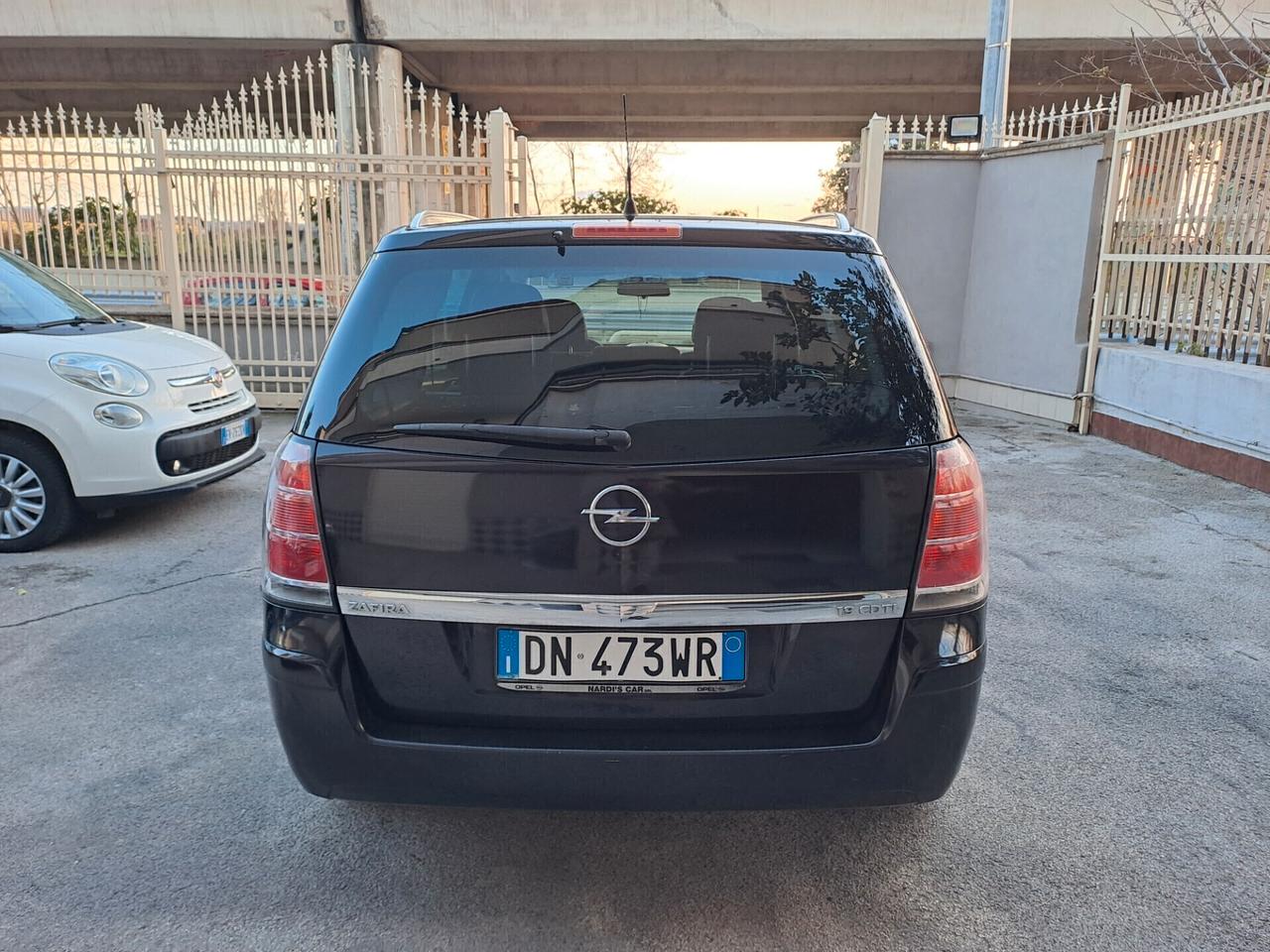 Opel Zafira 1.9 CDTI 120CV Cosmo 7 POSTI