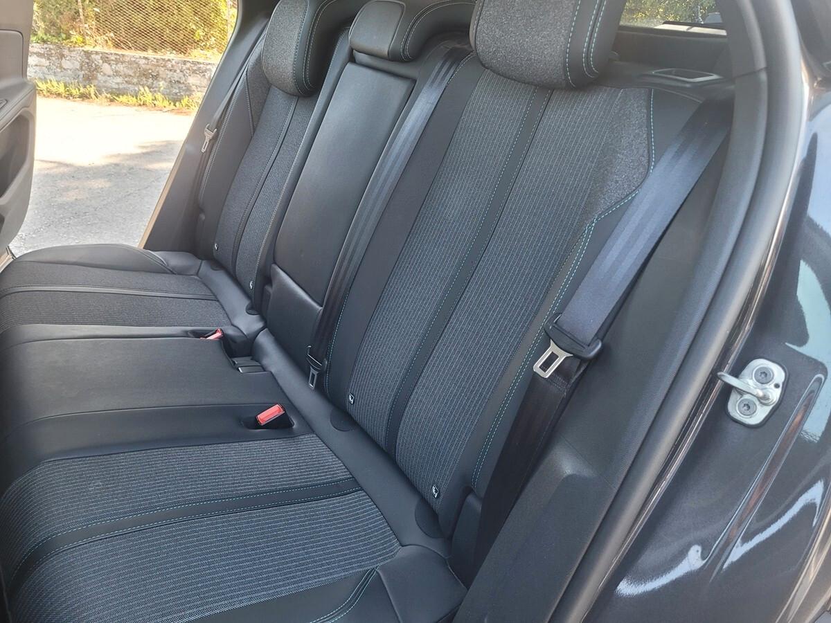 Peugeot 3008 BlueHDi 130 S&S EAT8 Allure Pack