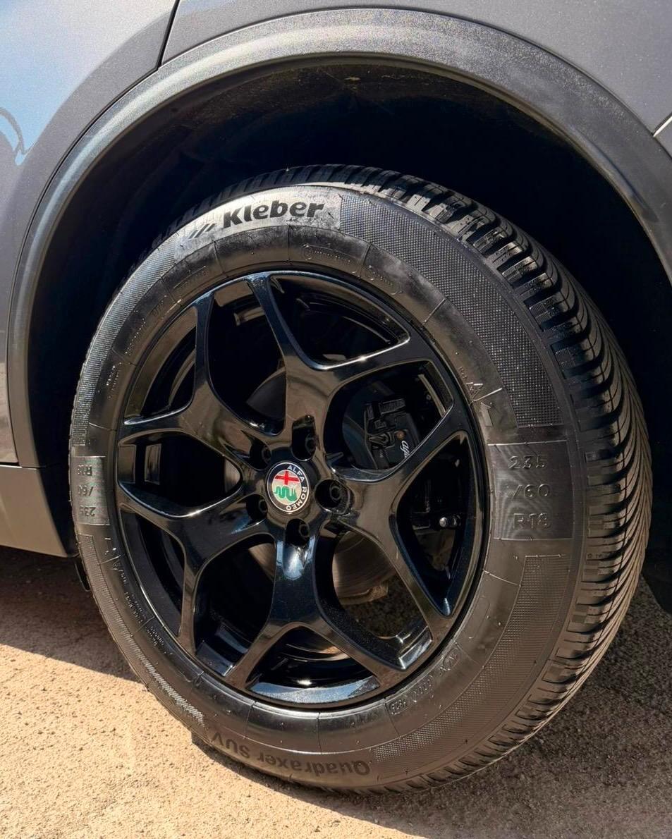 Alfa Romeo Stelvio 2.2 Turbodiesel 210 CV AT8 Q4 B-Tech