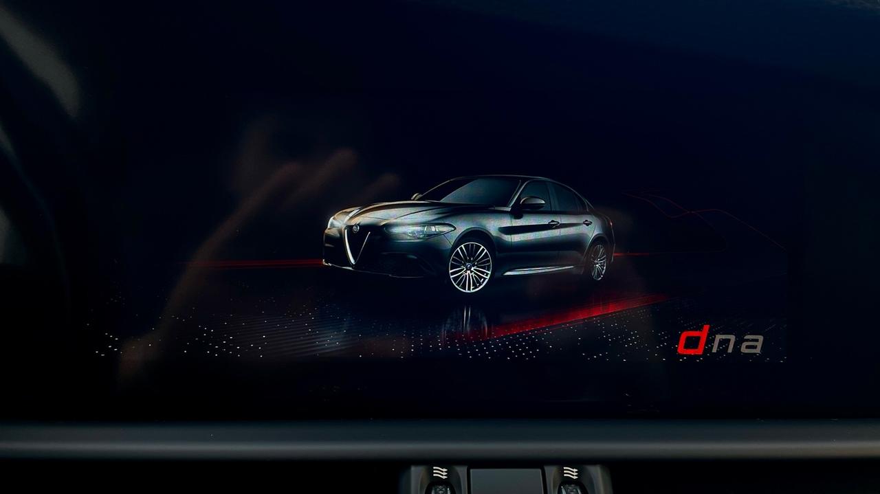 ALFA ROMEO GIULIA 2.2 SUPER AT8 190CV - FULL LED, PELLE, SEDILI RISCALDATI
