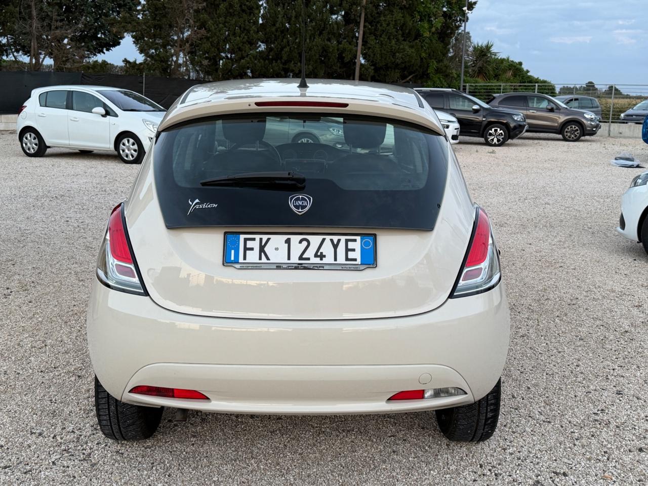 Lancia Ypsilon 1.2 69 CV 5 porte Gold