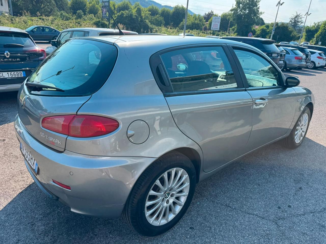 Alfa Romeo 147 1.6 16V TS (105) 5 porte Distinctive * gpl * -meccanica da rivedere- no garanzia - commercianti