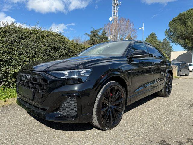 AUDI Q8 50 TDI 286 CV quattro S line edition Black Pack