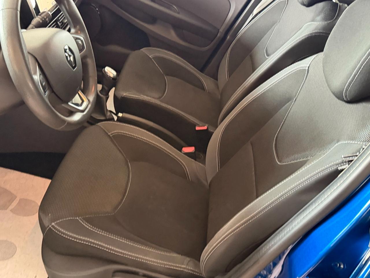Renault Clio 1.5 DCI 90 cv. BUSINESS (Nav)