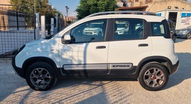 FIAT PANDA 1.3 JTM 95 CV 4X4 CROSS DEL 01/2018 CON APPENA 112.500 KM