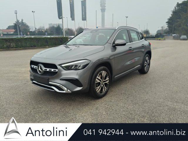 MERCEDES-BENZ GLA 180 Automatic Advanced Plus "SOLO 8.332 KM"