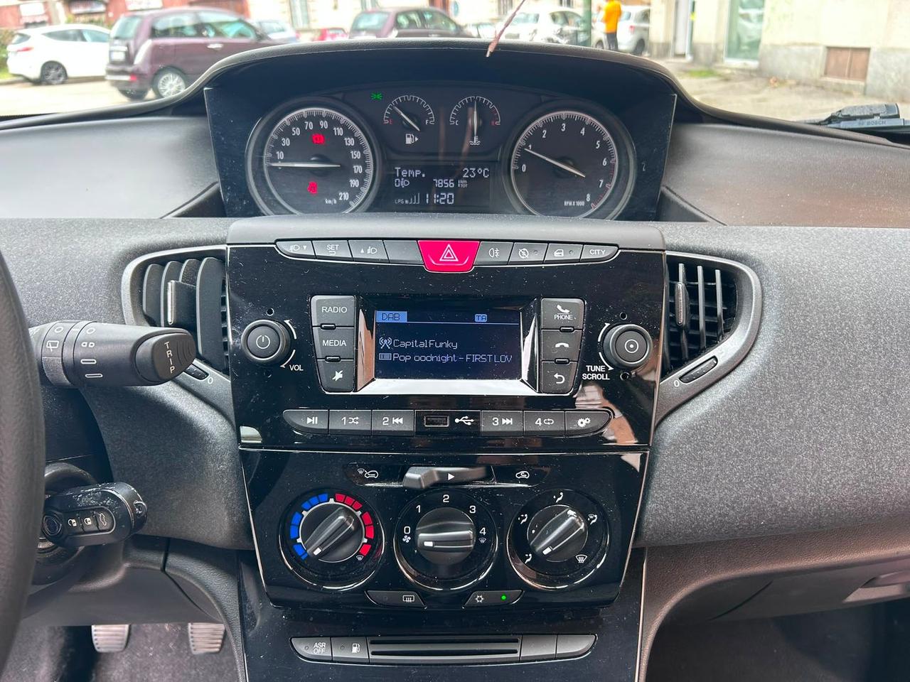 Lancia Ypsilon 1.2 LPG Gold #50225