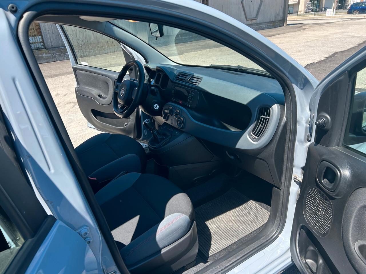 Fiat Panda 1.2 ok neopatentati unico proprietario km 84.400