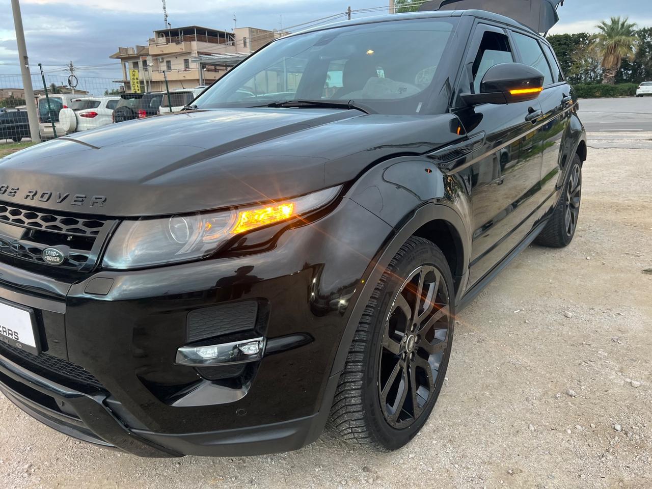 Land Rover Range Evoque 2.2 TD4 5p. British Edition Dynamic