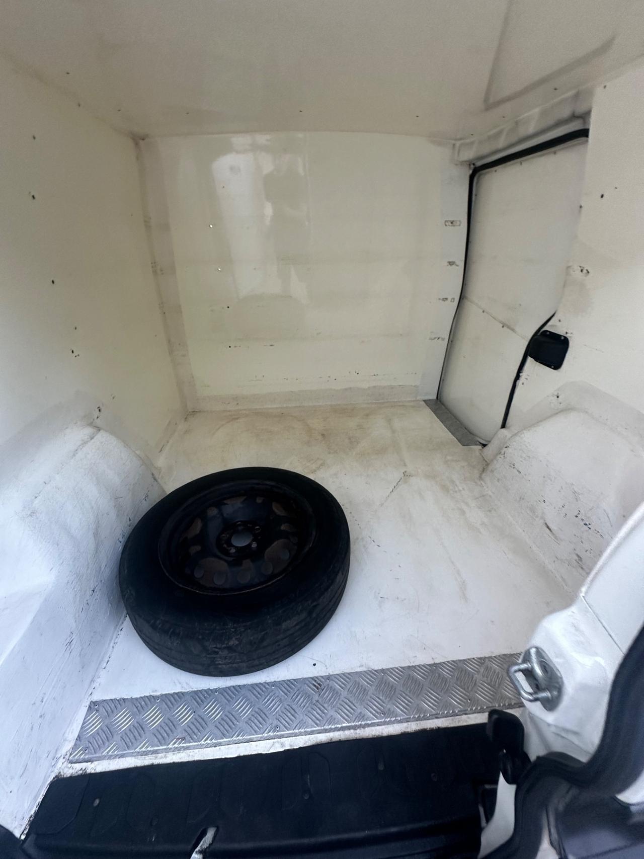 Fiat Doblo coibentato