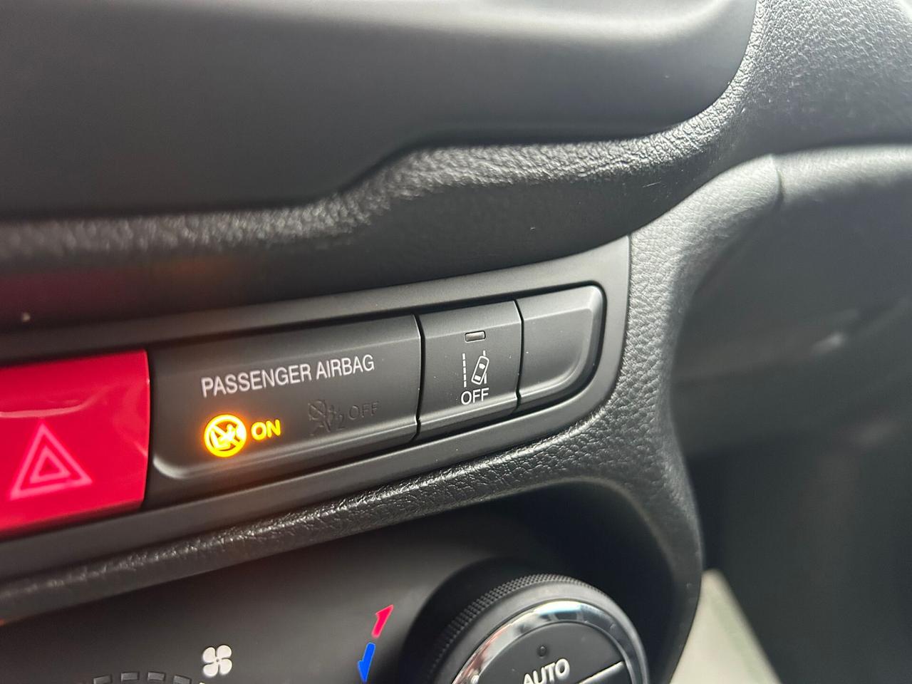 Jeep Renegade 1.6 MJ LIMITED PELLE/NAVI-12/2017