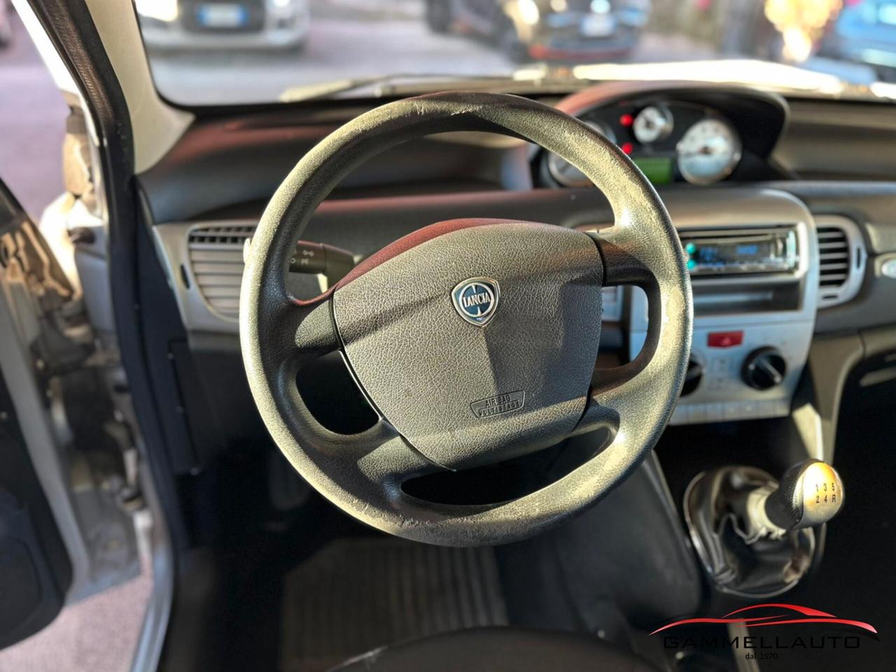 Lancia Ypsilon 1.3mjt Unyca 75cv