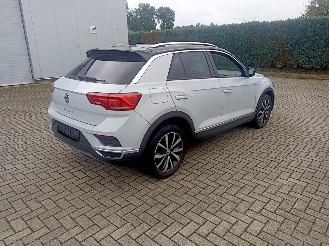 VOLKSWAGEN T-Roc 1.6 TDI LED NAVI TETTO PANORAMICO